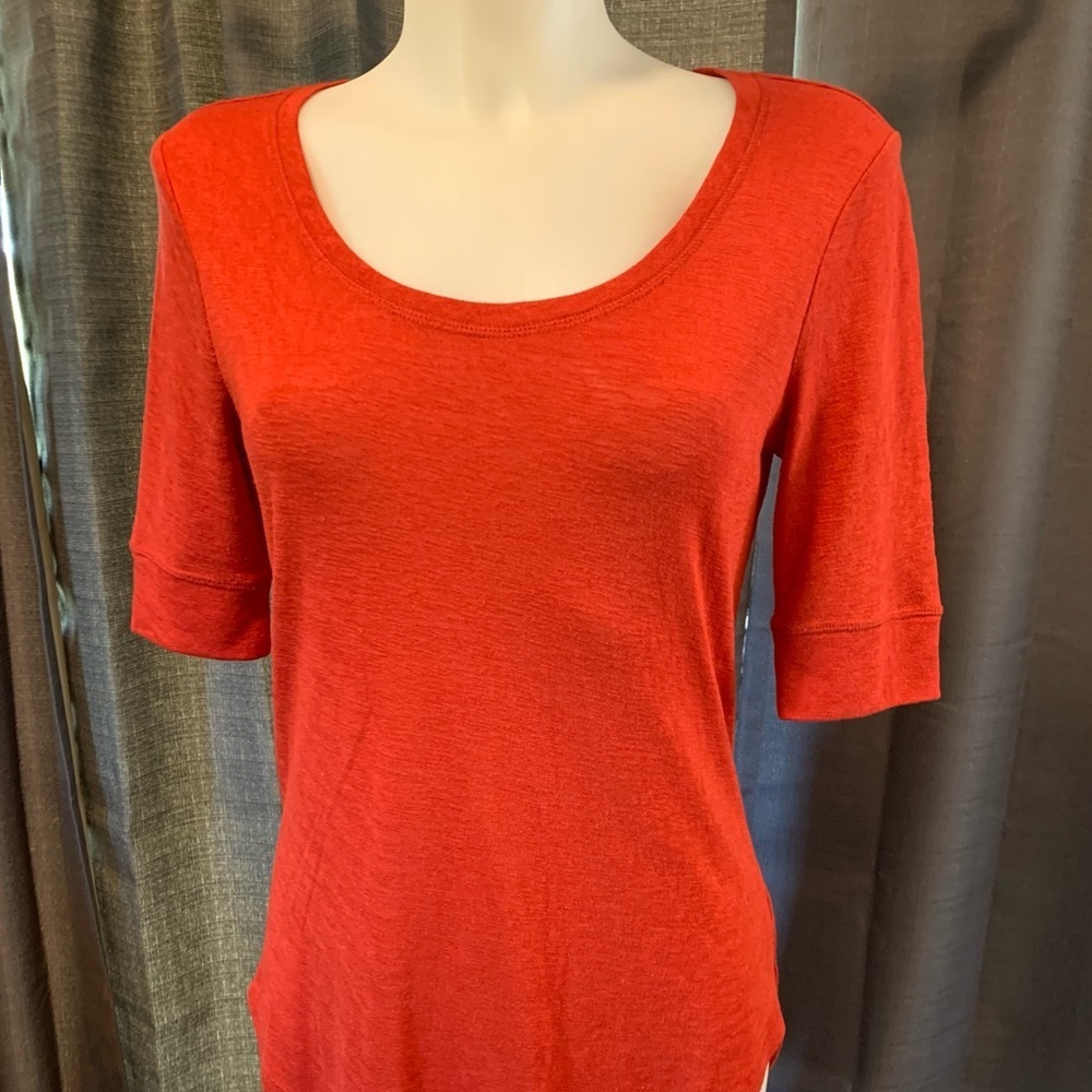 Athleta Top High Low Hemline EUC